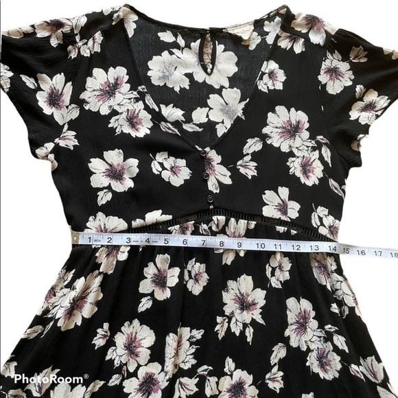 Hem & Thread Floral Cap Sleeve Dress | S - Picture 6 of 11